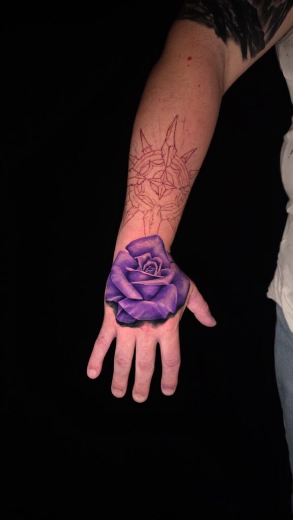 20251125_203820 Large