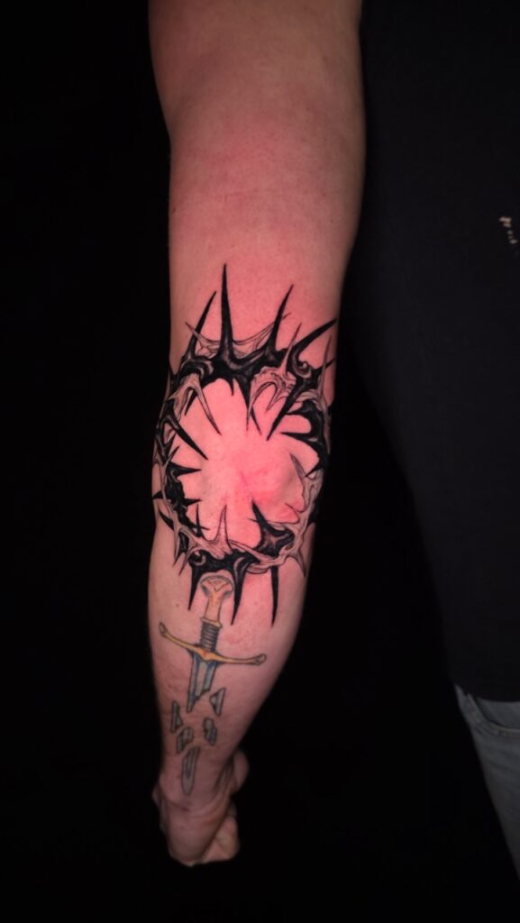 20251206_220015 Large